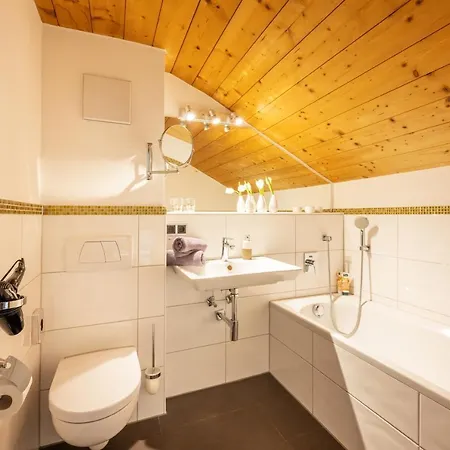 Weinklause Superior Hotell 3*